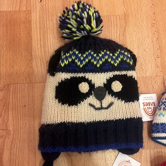 Bundle of four cute kids hats - Picture 2 of 5